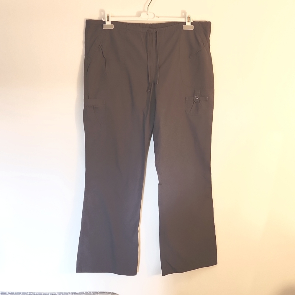 Medium Grey Scrub Pants